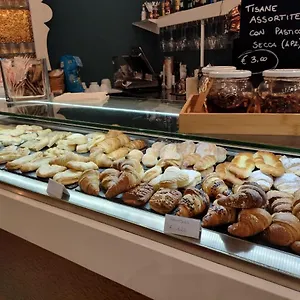 Nelli Via Veneto La Spezia
